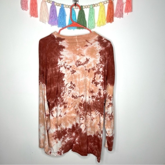 Free People We The Free Long Sleeve Oversized Pink Maroon Tie Dye Shirt Medium - Picture 9 of 14